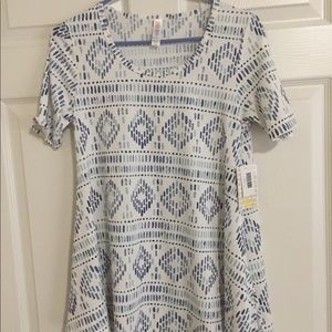 LulaRoe Perfect T